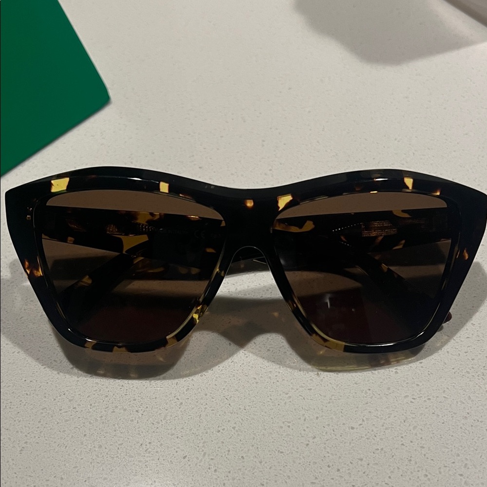 Bottega Veneta Sunglasses in Havana